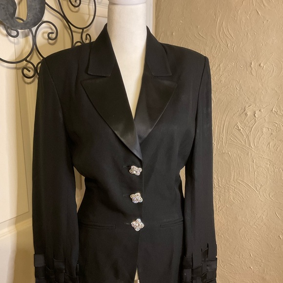 Vintage SOPHIE SITBON jacket with gorgeous jeweled buttons and checkered sleeve. - Picture 5 of 9